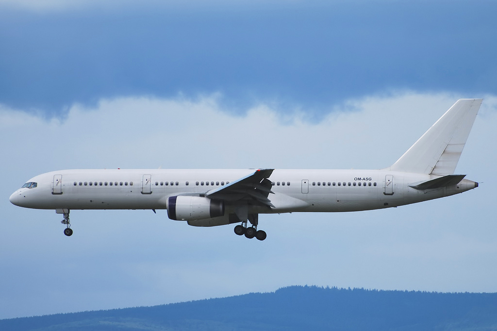 757 in FRA Mwsuy546